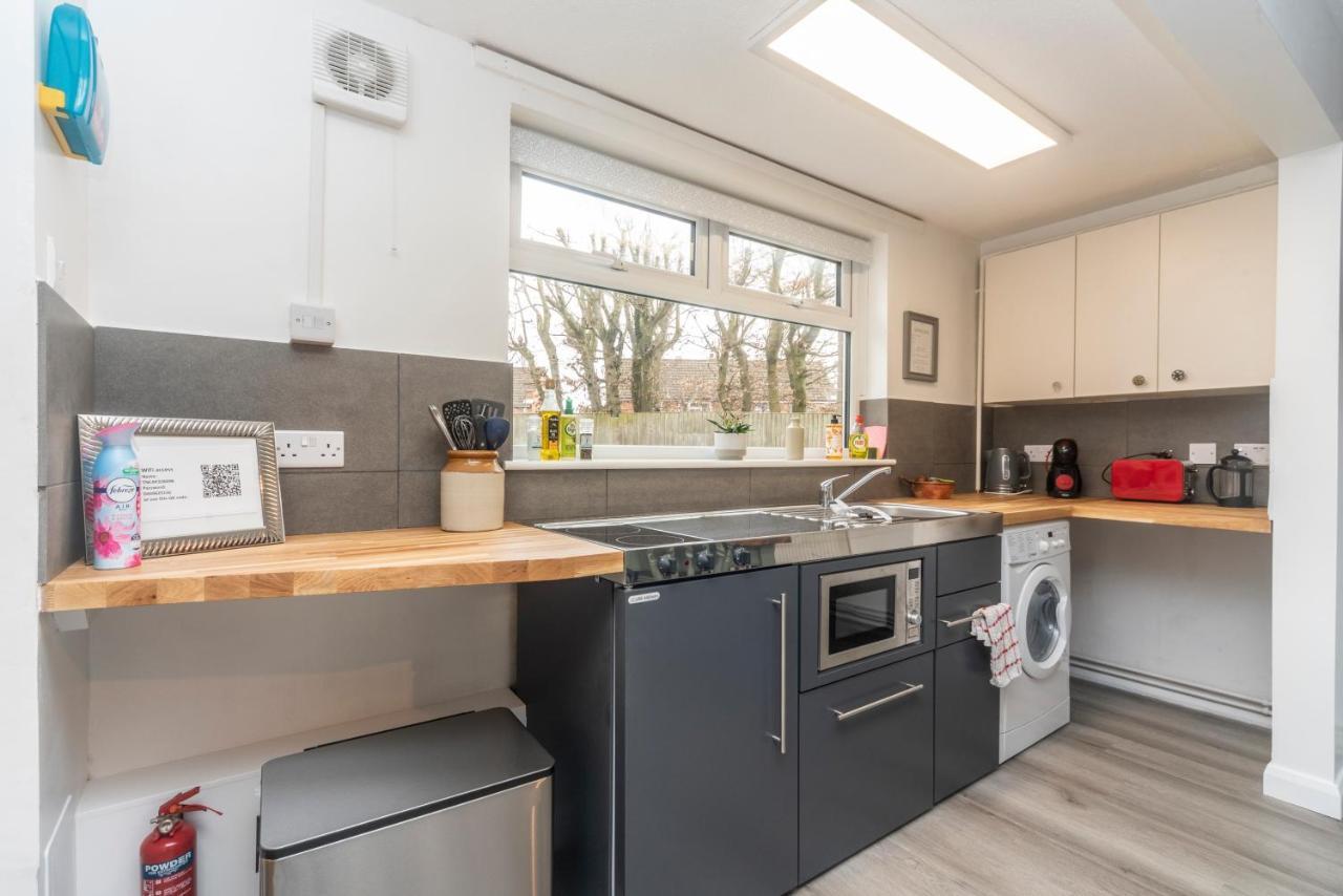10 Boutique Studio Apartment Near Tube - Quiet Location Little Missenden 外观 照片