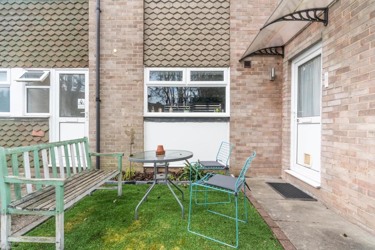 10 Boutique Studio Apartment Near Tube - Quiet Location Little Missenden 外观 照片
