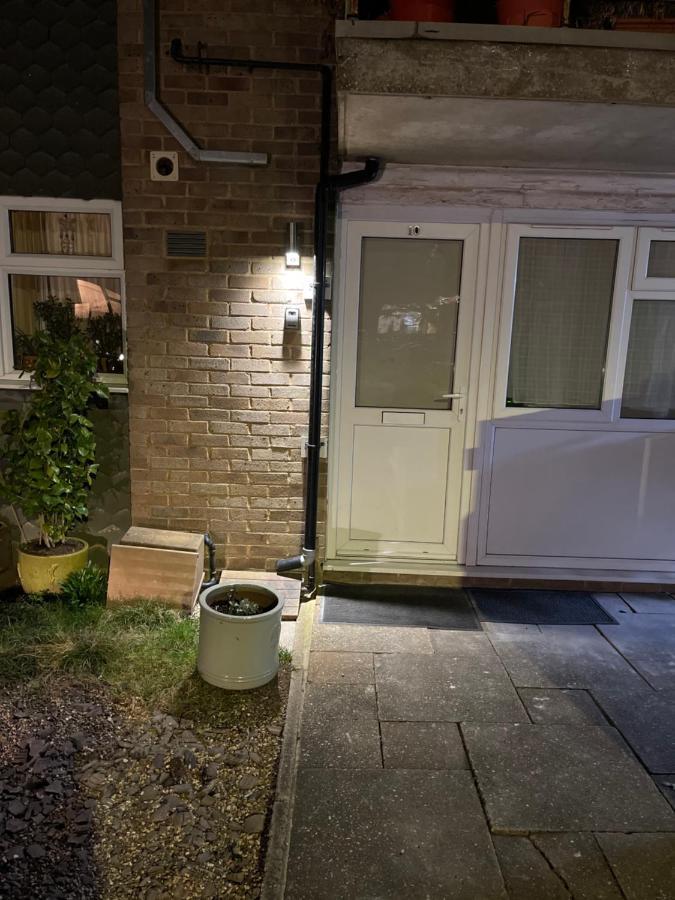 10 Boutique Studio Apartment Near Tube - Quiet Location Little Missenden 外观 照片